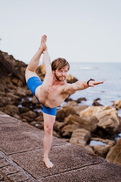 Bikram - Dasana