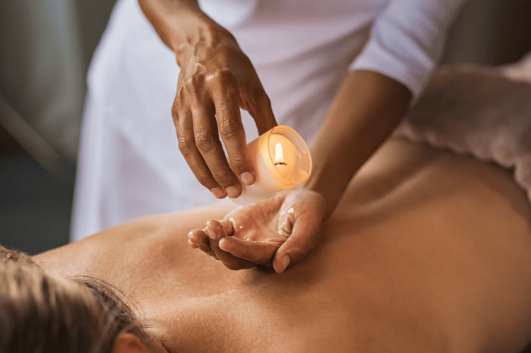 MASAJE CON VELAS
